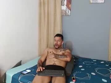 Live cam boy Ethan_kyle_tormer, 40 yrs – Hot Male Cams