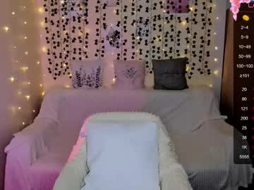 Live cam boy Eva_greys – Hot Male Cams