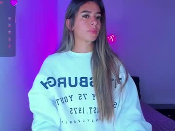 Eva Shinee  • bigboobs • 25y • Antioquia, Colombia • public