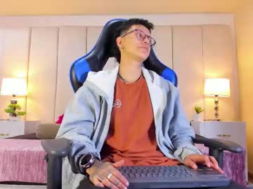 Live cam boy Evan_smitt1, 22 yrs – Hot Male Cams