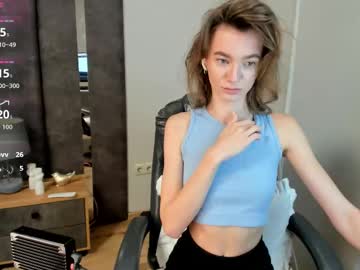 Evatoniz • skinny • 24y • Dreamland • hidden