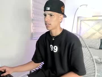 Live cam boy Felix_lauren – Hot Male Cams