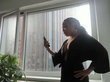 Fetishfriendlyfreak • bigboobs • 99y • In A Hood Near You... • public