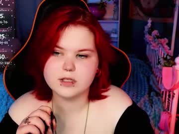 Live webcam: Fillisfire, 20 yrs - Female Sex Cams