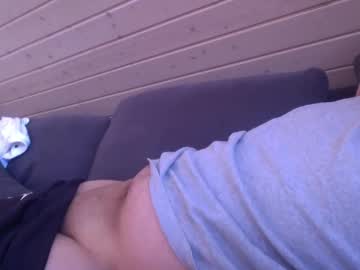 Filzliii • bigdick • 28y • Switzerland • public