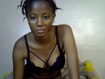 Fine Slim • bigtits • 22y • Kenya • away