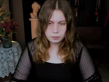 Fioramarmoris • smoking18y • in your phone • public