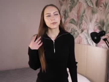 Floreneroehling • 18 • 18y • Dislocation • public