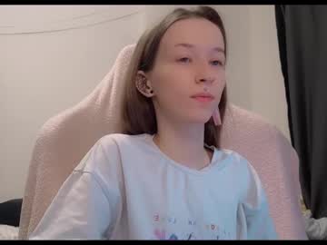 Fran Bow • christmas • 99y • Ithersta • public