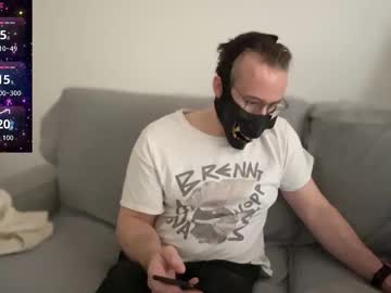 Freakonwheelz • wheelchair • 39y • * • public