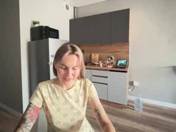 Fremine  • blonde • 22y • dreams • public