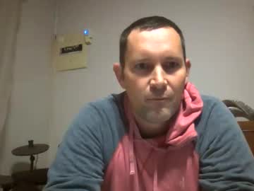 Friki92 • bi • 0y • Neverland • public