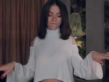 fruity_oops - Free Live Cam Model Online