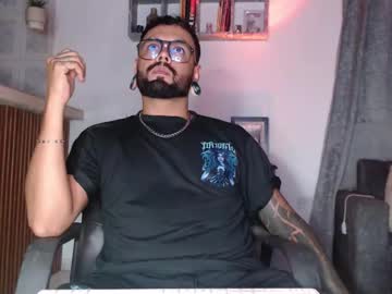 Live cam boy Fxllen_, 29 yrs – Hot Male Cams