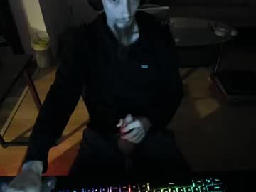 Live cam boy Gamingpleasure, 31 yrs – Hot Male Cams