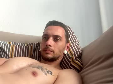 Live cam boy Georgek0011 – Hot Male Cams