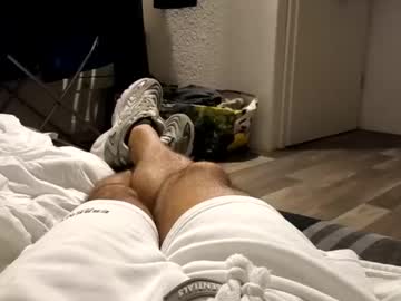 Germanmasterofsexyfeet83 • feet • 38y • Germany • public