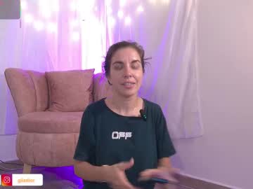 Giiadior1 • mistress • 39y • ? Somewhere between your dreams and your desires ? • public