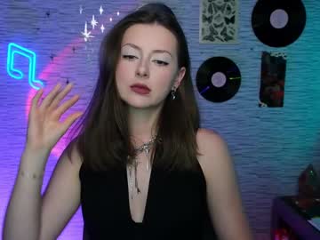 Glo Lo • feet • 24y • Your Dreams • public