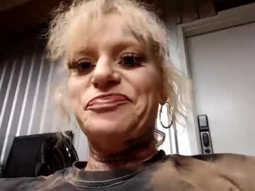 Goddess0505 • findom • 0y • Texas, United States • public