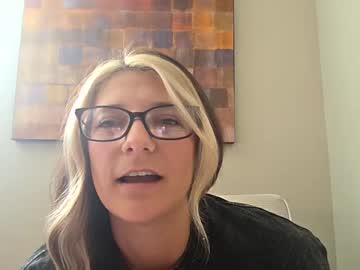 Goddessclaire11 • footfetish • 0y • United States • public