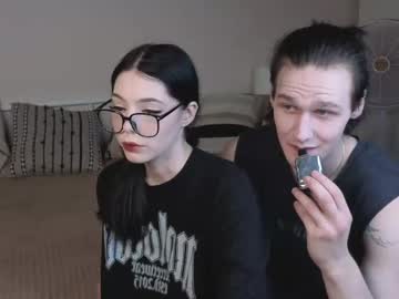 Gothicxz • smalltits • 21y • <3 • public