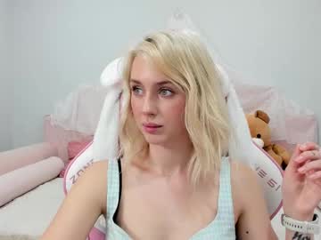 gracequinns - Live Cam Model Online on Ted's Cam Directory