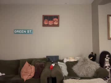 Greenxxxqueen • crossdresser • 27y • United States • public