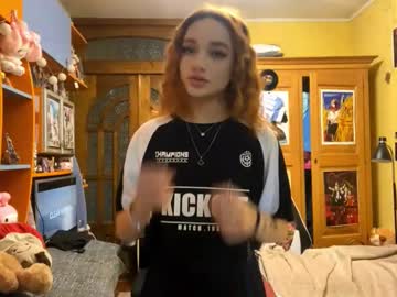 Gta Redgirl • skinny • 19y • Hesse, Germany • public