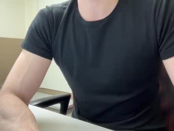 Guyfromfinland1981 • briefs • Hideaway for bottoms • public