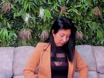 Live Milf Hana_yung, 38 yrs – Hot Milf Cams