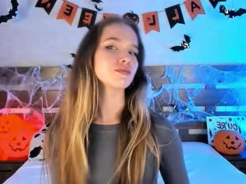 Hazelmorris • feet • 18y • Kazakhstan • public