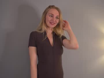 Live cam boy Heeey_carollllina, 21 yrs – Hot Male Cams