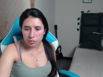 Helen Rossy • bigboobs • 22y • Bogotá • public