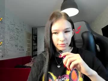 hera_mark_lora - Free Live Cam Model Online