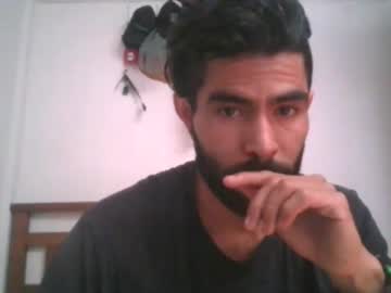 Live cam boy Hideonbush051, 31 yrs – Hot Male Cams