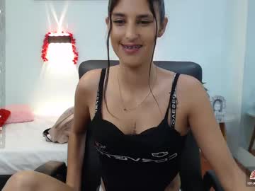 Hilaryclowerx • skinny • 26y • Colombia • public