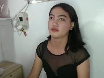 Live cam boy Hoelyixia, 20 yrs – Hot Male Cams