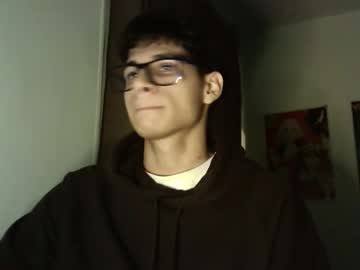 Live cam boy Holis2127489, 22 yrs – Hot Male Cams