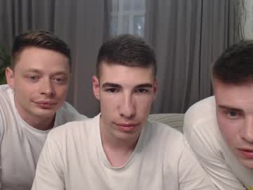 Live cam boy Holy_eggs_00, 22 yrs – Hot Gay Cams