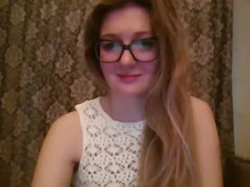 Homegirl Oh • legs • 0y • Turkey, Russia • public