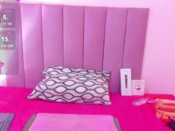 Hoollyhendrix • skinny • 0y • Wonderland ?? • public