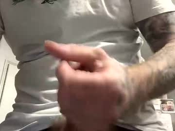 Hugeaussiedong84 Offline