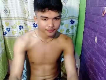 Live cam boy Hugecock_kiel – Hot Male Cams