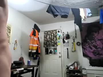 Hungwell2111 • bigcock • 39y • roanoke • public