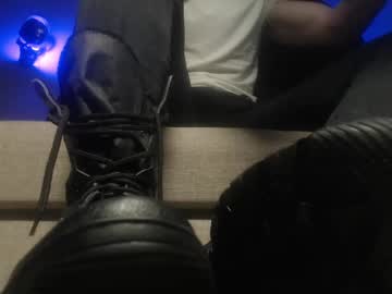 hunkytime @ Teds Cam Directory