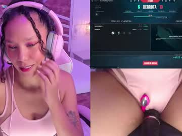 Hyliebloom • squirt • 25y • Medellin - Colombia • public