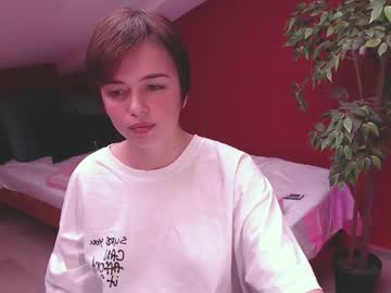 Hypequeen  • bigass • 23y • North Holland, The Netherlands • public