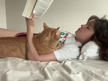 I_love_olive • beautiful25y • Taco Bell Parking Lot • public