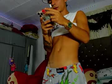 Ian Snake live cam profile photo — HD — boys — age 25 — Chaturbate